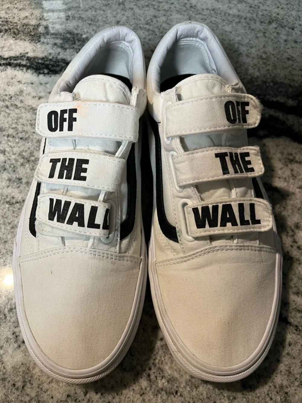 Vans UNISEX OLD SKOOL V “OFF THE WALL” Canvas Sneakers Shoes Mens 10 - Picture 1 of 15